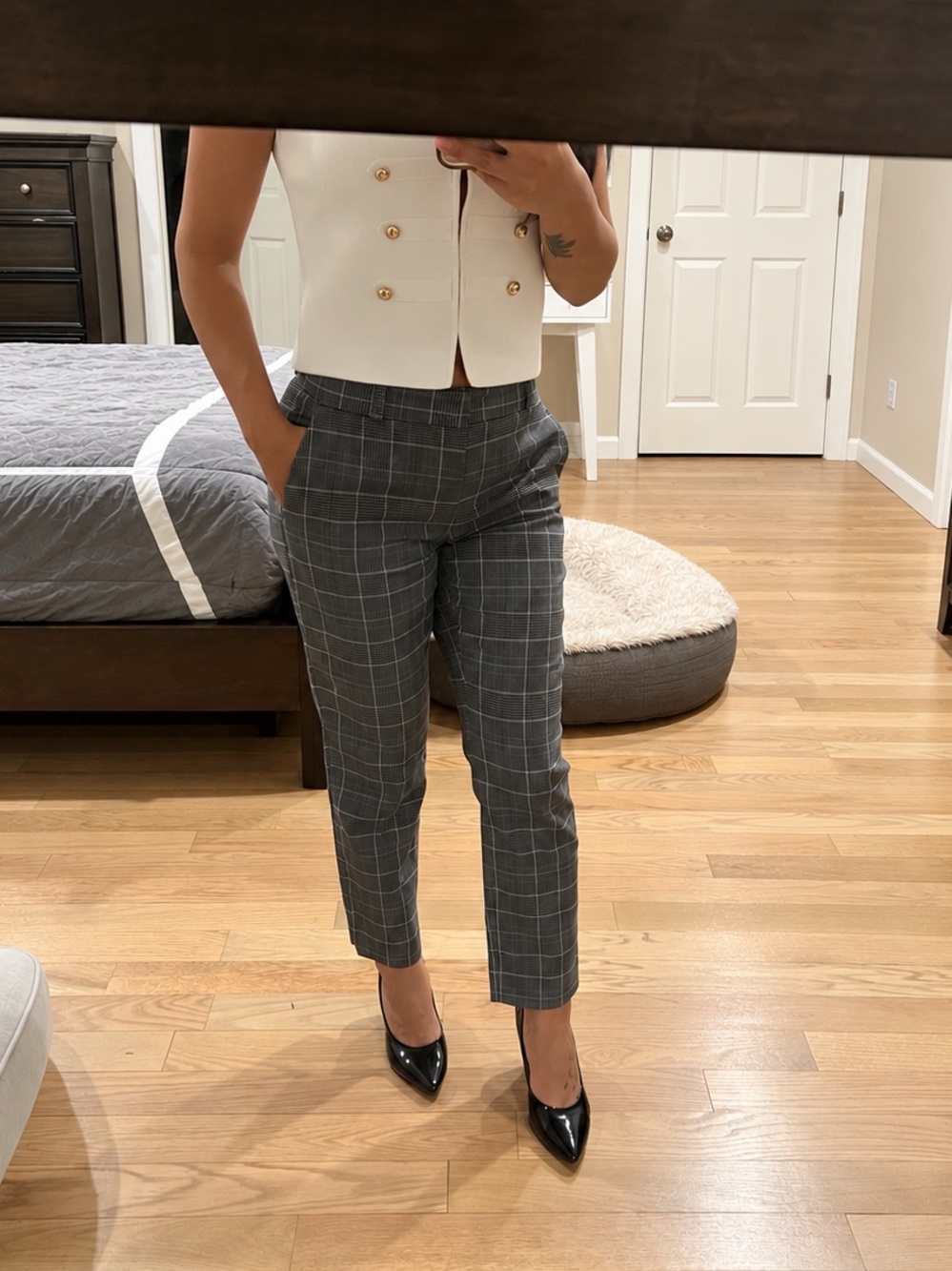 Banana Republic Gray Windowpane Cropped Dress Pants